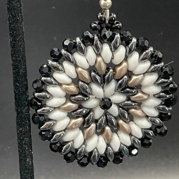 Czech Glass Bead Stitched Medallion Beaded Pierced Earrings - Picture 7 of 8